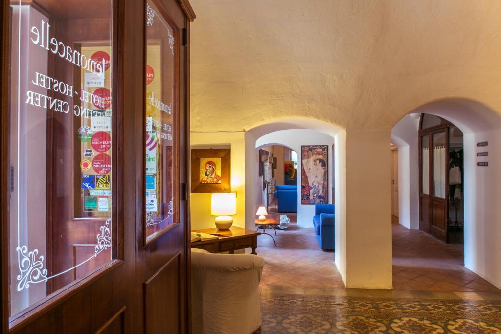 Hotel Le Monacelle มาเตรา ภายนอก รูปภาพ