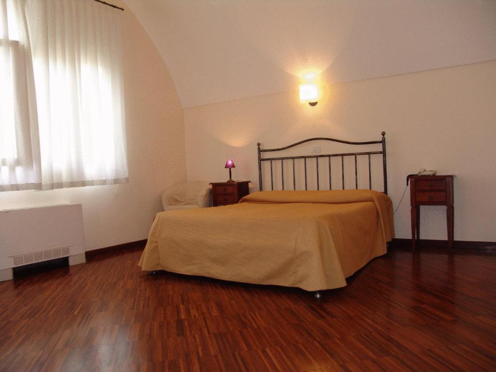 Hotel Le Monacelle มาเตรา ภายนอก รูปภาพ